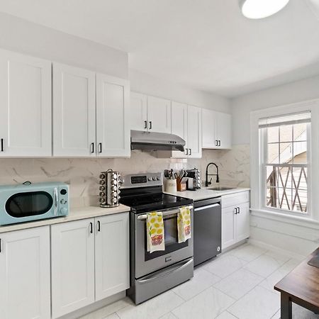 Апартаменты Cozy Gem In The Heart Of East Rock With Free Parking Near Yale And Dt Нью-Хейвен Экстерьер фото