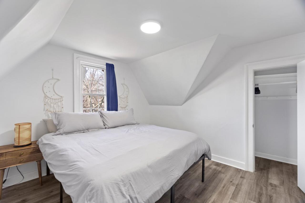 Апартаменты Cozy Gem In The Heart Of East Rock With Free Parking Near Yale And Dt Нью-Хейвен Экстерьер фото