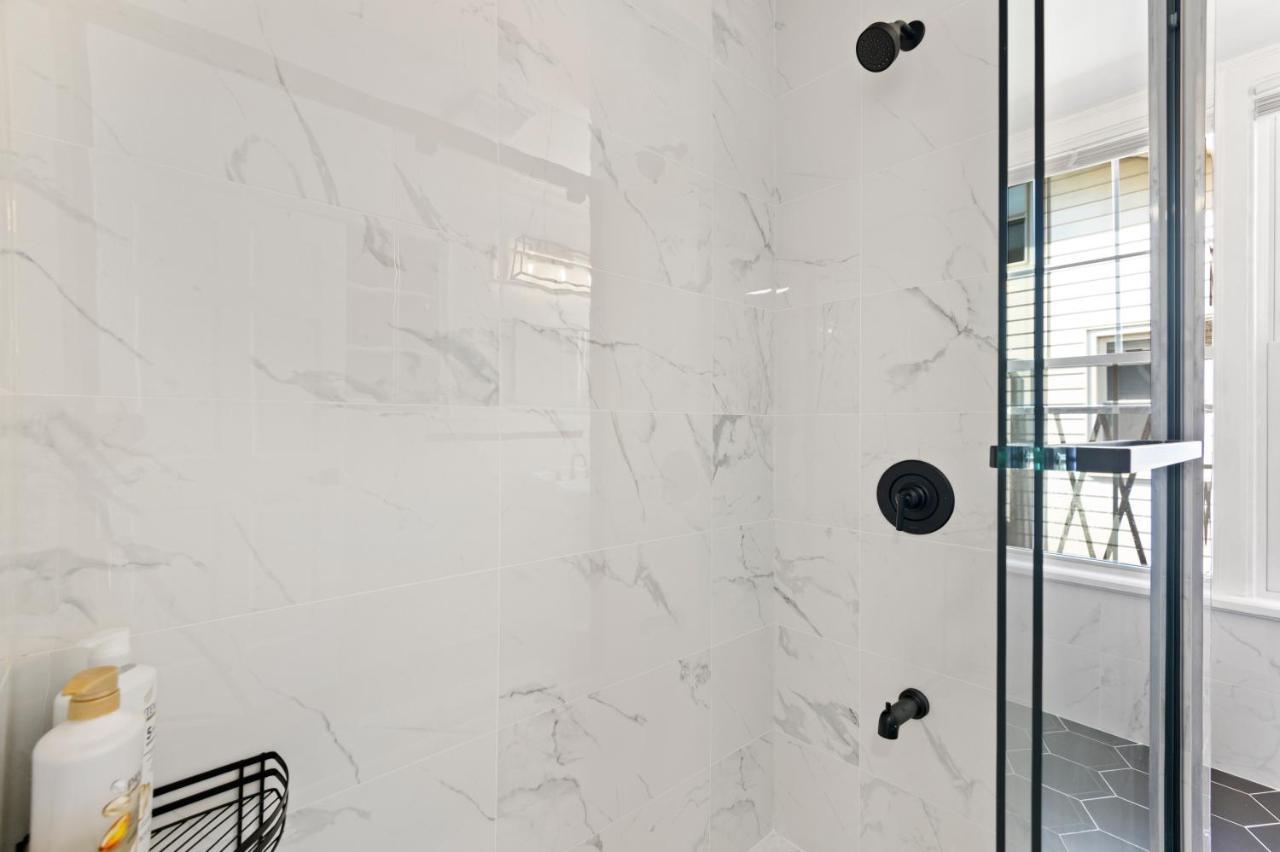Апартаменты Cozy Gem In The Heart Of East Rock With Free Parking Near Yale And Dt Нью-Хейвен Экстерьер фото